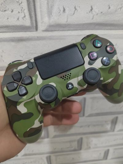 Лот: 17102797. Фото: 1. Оригинал Dualshock 4 v2 ps4. Аксессуары для игровых приставок, консолей, геймпады