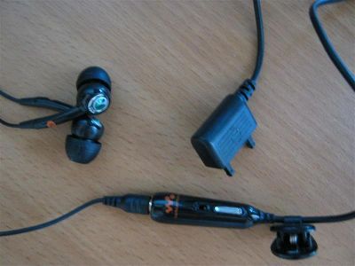 Лот: 489243. Фото: 1. Гарнитура WALKMAN для SE. Красноярск
