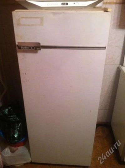 Лот: 2128690. Фото: 1. Продам холодильник Бирюса. Холодильники, морозильные камеры