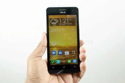 Лот: 7715419. Фото: 1. ASUS Zenfone 5. Смартфоны