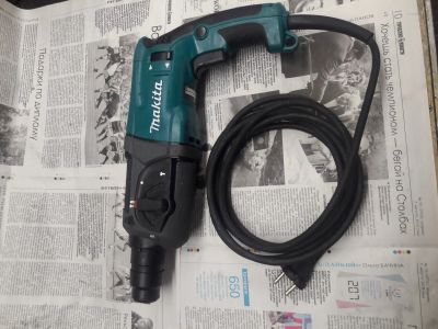Лот: 13026845. Фото: 1. Перфоратор Макита Makita hr2470. Электроинструмент