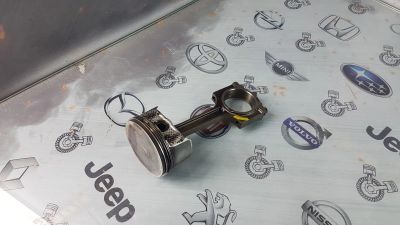 Лот: 23619288. Фото: 1. Поршень с шатуном Mazda Axela... Двигатель и элементы двигателя