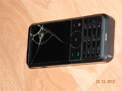 Лот: 2377156. Фото: 1. Сотовый PHILLIPS XENIUM нерабочий. Кнопочные мобильные телефоны
