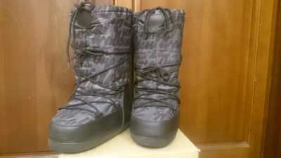 Лот: 10508802. Фото: 1. Луноходы 36-37. Угги, унты, валенки