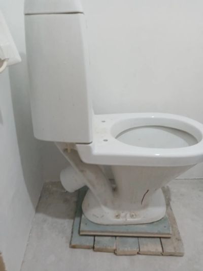 Лот: 24968301. Фото: 1. Унитаз б/у. Унитазы, биде