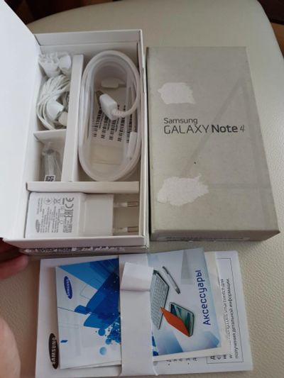 Лот: 8084644. Фото: 1. Samsung galaxy note 4 белый. Смартфоны