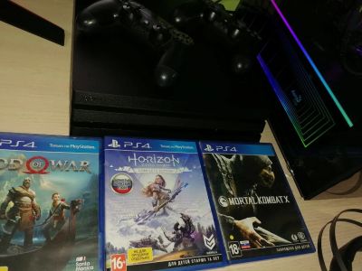 Лот: 17123775. Фото: 1. Ps4 Pro 1gb ОБМЕН. Игровые приставки, консоли