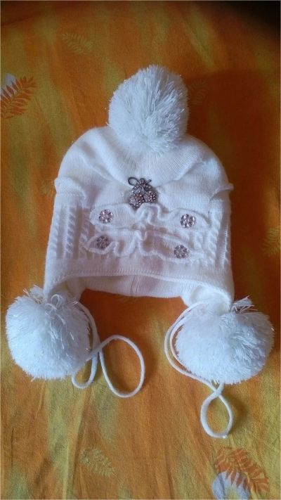Лот: 9833603. Фото: 1. шапка +брошь. Головные уборы
