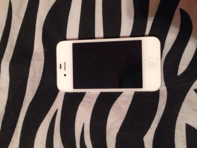 Лот: 6129646. Фото: 1. iPhone 4s 32 гб. Смартфоны