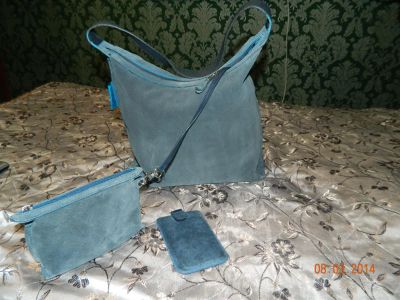 Лот: 3813173. Фото: 1. Замшевая сумка известной фирмы... Сумки
