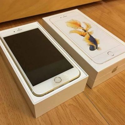 Лот: 10181694. Фото: 1. iPhone 6s 32 Gb Silver. Смартфоны