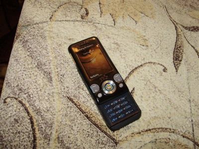 Лот: 555467. Фото: 1. sony ericsson w580i продажа обмен. Кнопочные мобильные телефоны