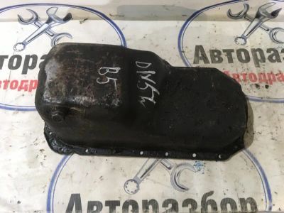 Лот: 21718890. Фото: 1. поддон Mazda Demio DW. Двигатель и элементы двигателя