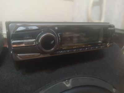 Лот: 17150884. Фото: 1. Две магнитолы Sony и Pioneer. Автомагнитолы