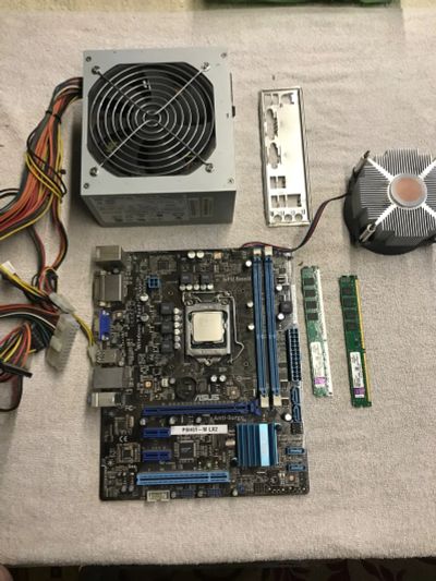 Лот: 20992719. Фото: 1. Asus p8h61 m lx2, intel core i3-2105. Процессоры
