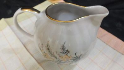 Лот: 8966156. Фото: 1. Молочник сервиз "Нина" Дулево... Предметы сервировки
