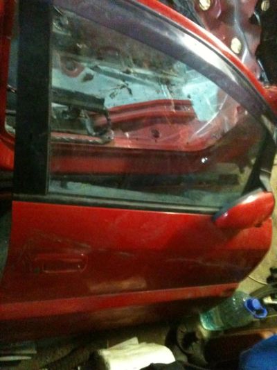 Лот: 3394855. Фото: 1. subaru traviq xm220 дверь правая... Другое (автозапчасти)