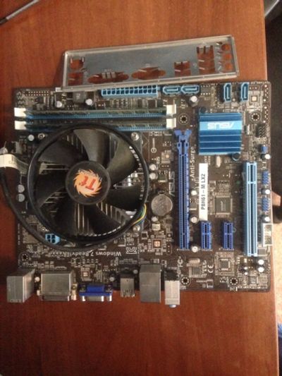 Лот: 19703022. Фото: 1. PentiunG620 soc1155 asus p8h61-m... Материнские платы