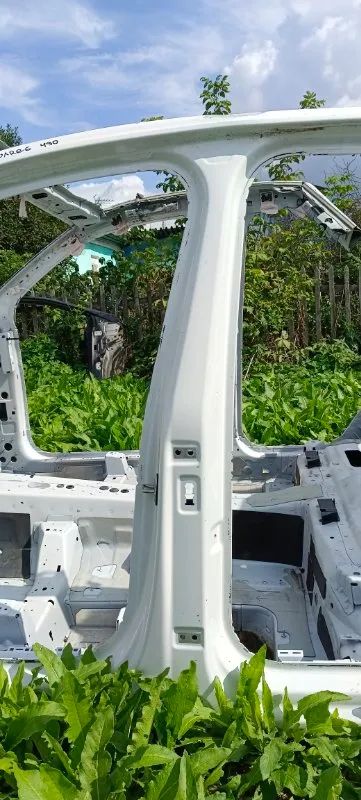 Лот: 23561384. Фото: 1. стойка кузова Volkswagen Touareg... Кузов
