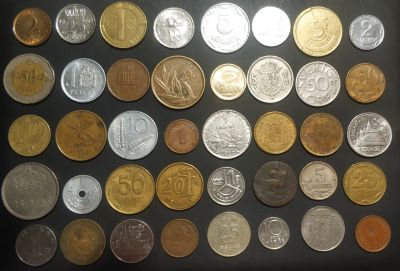 Лот: 25264715. Фото: 1. Подборка монет (40 шт.). Наборы монет