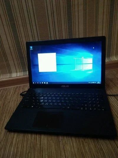 Лот: 11395533. Фото: 1. Ноутбук asus x551c 2 ядра 4 gb... Ноутбуки