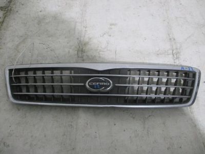 Лот: 15547382. Фото: 1. Решетка радиатора Nissan Cefiro... Кузов