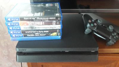 Лот: 11093943. Фото: 1. Sony PlayStation 4 ( PS4 ) Slim... Игровые приставки, консоли