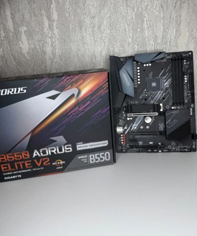 Лот: 25821469. Фото: 1. Gigabyte b550 Aorus elite v2. Материнские платы