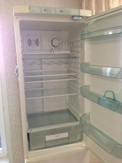 Лот: 7166541. Фото: 1. Холодильник Electrolux ERE3600. Холодильники, морозильные камеры