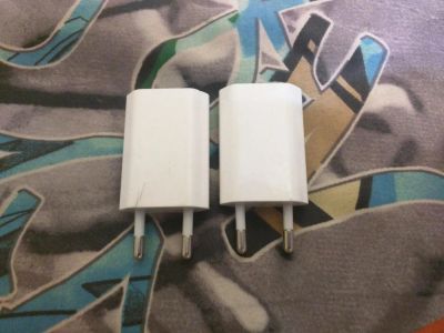 Лот: 9796036. Фото: 1. Адаптер питания Apple USB (оригинальные... Зарядные устройства, блоки питания, адаптеры сетевые для смартфонов