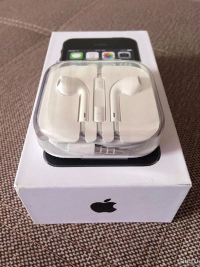 Лот: 9674559. Фото: 1. Гарнитура от Apple оригинальная... Красноярск