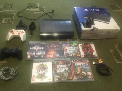 Лот: 8060079. Фото: 1. PS3 160GB, полный комплект + игрушки. Игровые приставки, консоли