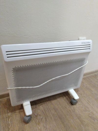 Лот: 16526777. Фото: 1. Обогреватель Electrolux EIH/AG-1000... Другое (бытовая техника)