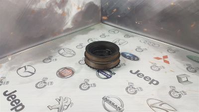 Лот: 23590909. Фото: 1. Шкив коленвала Mazda Demio ZJ... Двигатель и элементы двигателя