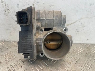 Лот: 24591820. Фото: 1. заслонка дроссельная Nissan Almera... Двигатель и элементы двигателя