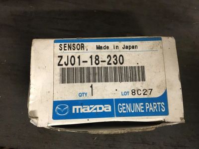 Лот: 11304799. Фото: 1. Датчик положения коленвала Mazda... Двигатель и элементы двигателя
