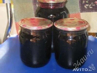 Лот: 3002605. Фото: 1. Смородиновое варенье. две литровые... Домашние заготовки