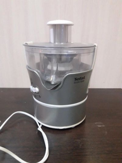 Лот: 12667045. Фото: 1. Соковыжималка Tefal Elea Duo. Кухонная