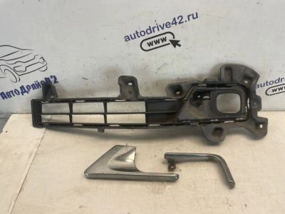 Лот: 24627440. Фото: 1. рамка противотуманной фары Toyota... Двигатель и элементы двигателя