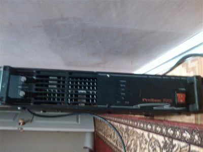 Лот: 2718474. Фото: 1. Продам усилитель Protone 7001. Эстрадная акустика и усилители
