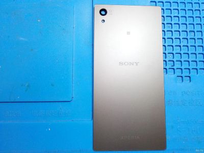 Лот: 13139762. Фото: 1. Задняя крышка на Sony xperia Z5... Корпуса, клавиатуры, кнопки