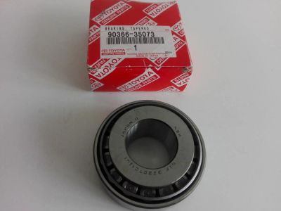 Лот: 9607097. Фото: 1. Подшипник заднего моста Toyota... Трансмиссия