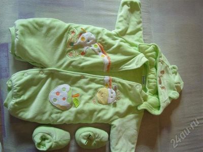 Лот: 445165. Фото: 1. Велюровый комбинезон на прохл... Другое (дети растут)