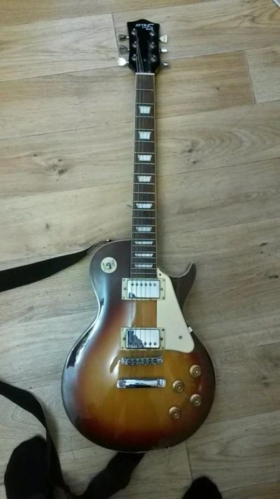 Лот: 6824865. Фото: 1. Электрогитара ATTRS Les Paul. Гитары