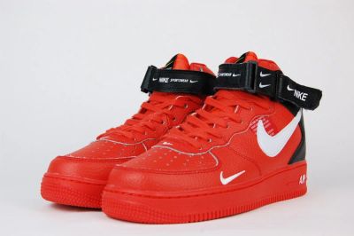 Лот: 16871384. Фото: 1. Кроссовки Nike Air Force 1 Mid... Кеды, кроссовки, слипоны