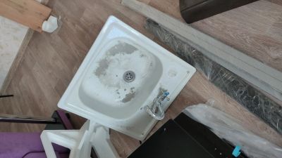 Лот: 20347354. Фото: 1. Раковина и смеситель кухонный... Смесители