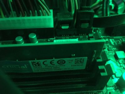 Лот: 14567565. Фото: 1. Оперативная память Crucial DDR4... Оперативная память