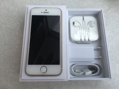 Лот: 11829668. Фото: 1. iPhone 5S 16Gb Gold. Смартфоны