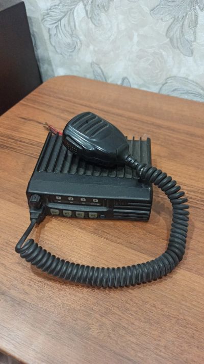 Лот: 20242878. Фото: 1. Радиостанция ICOM IC-F110S (VHF... Рации, радиостанции