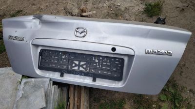 Лот: 16661086. Фото: 1. Крышка багажника Mazda Familia... Багажники, боксы, фаркопы